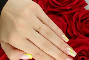 Złoty pierścionek z szafirem i diamentami „Królowa Elegancji”  Żółte złoto 585  R952SAPY  Rozmiar 11 tył.jpg